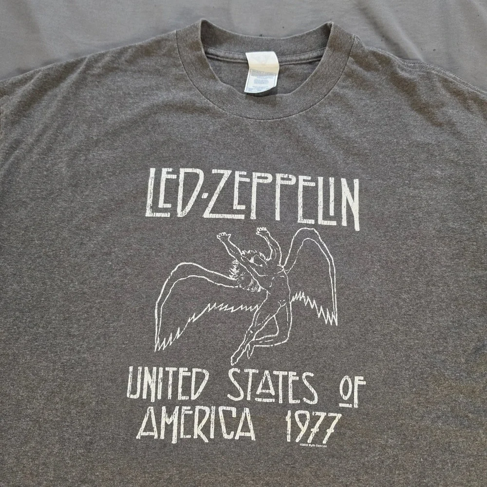 Vintage 2003 Led Zeppelin 1977 US Tour Graphic T-Shirt Gray XL Alstyle Myth Gem